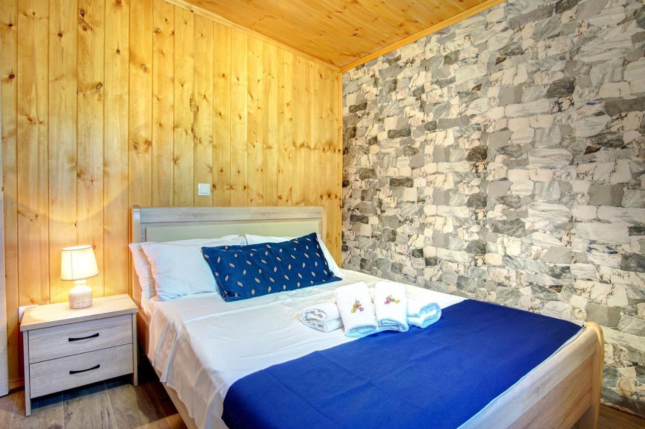 Willa Terezina wood house Kanakádes Zewnętrze zdjęcie